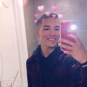 Meet your Posher, Diego